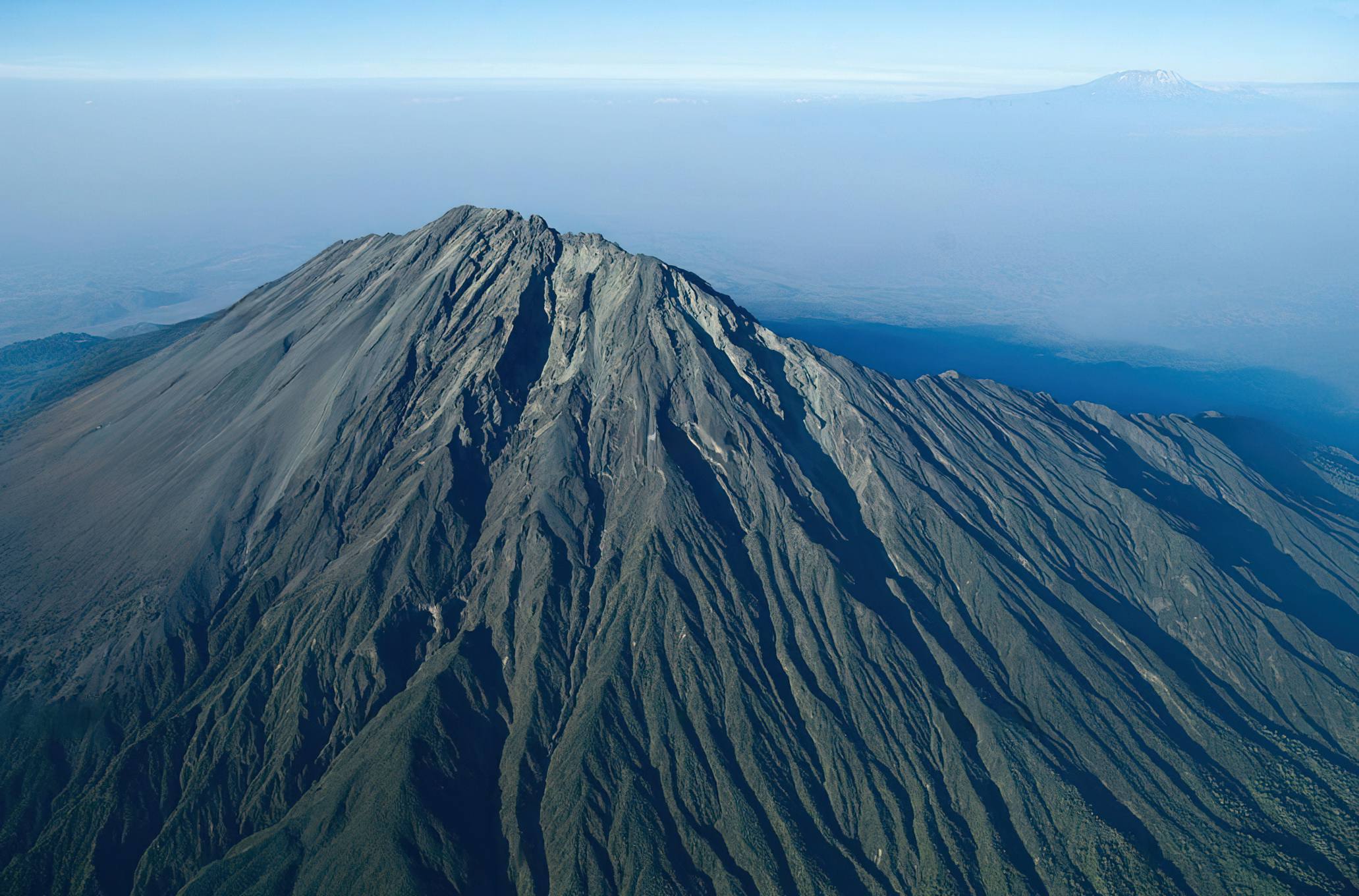 4 Days - Mount Meru Summit Trek: Adventure in the Wild Highlands